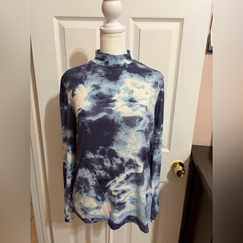Women's Tie-Dye Long Sleeve Top (31)